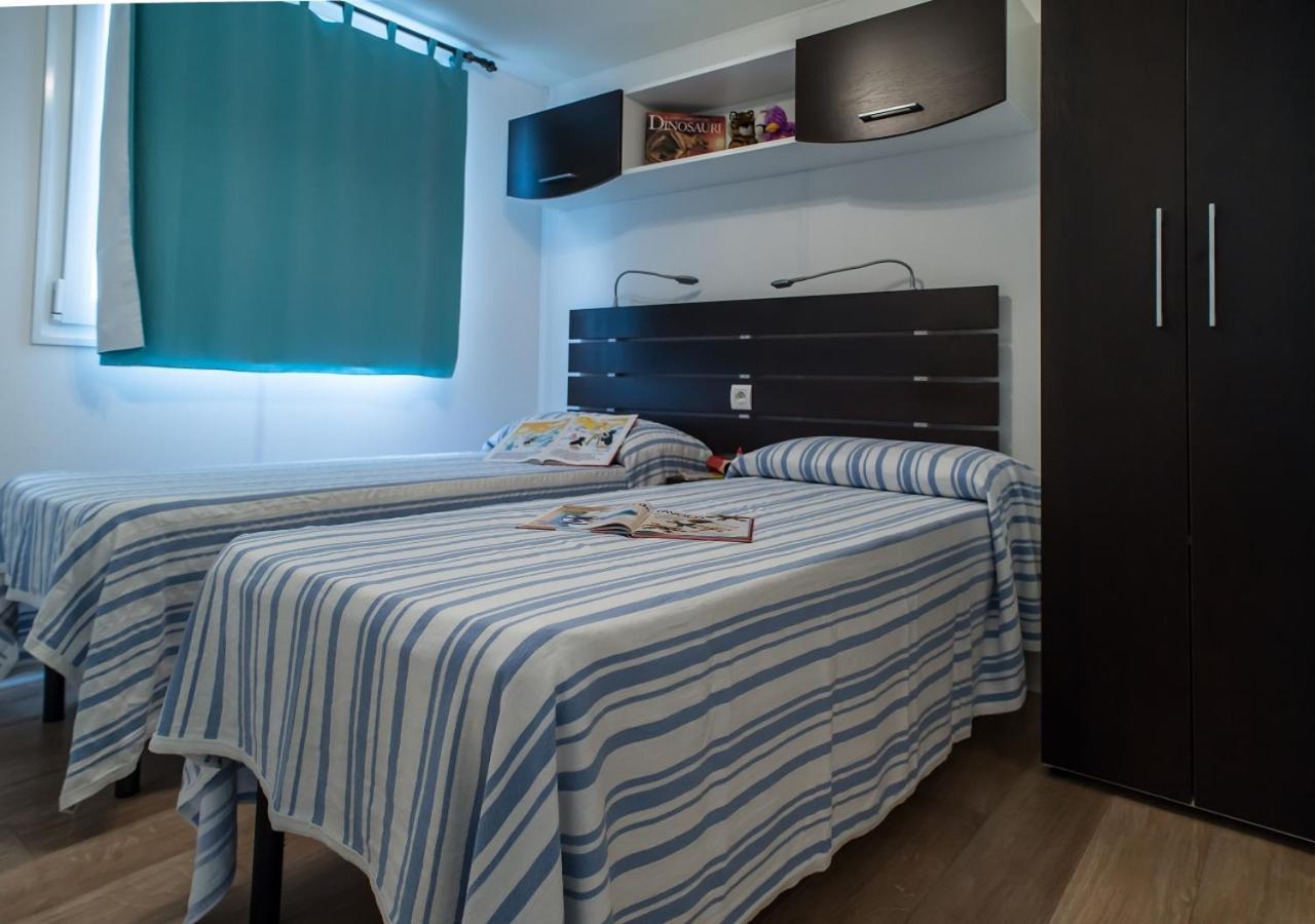קוואלינו-טראפורטי Villa Al Mare Camping - 4 Stelle מראה חיצוני תמונה