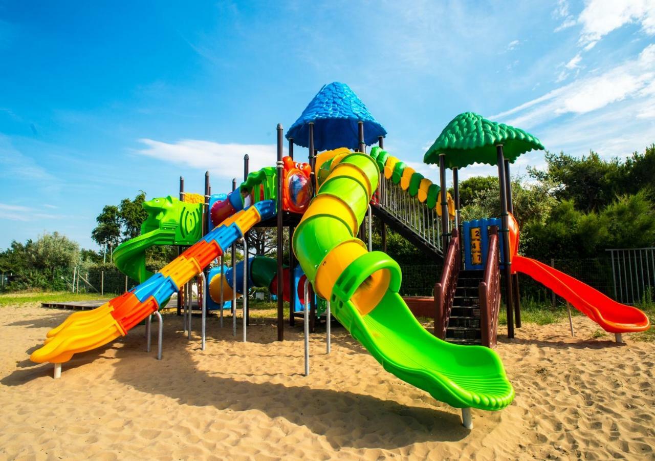 קוואלינו-טראפורטי Villa Al Mare Camping - 4 Stelle מראה חיצוני תמונה