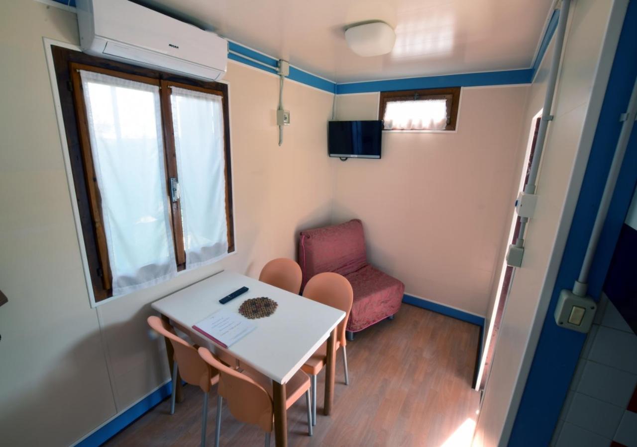 קוואלינו-טראפורטי Villa Al Mare Camping - 4 Stelle מראה חיצוני תמונה