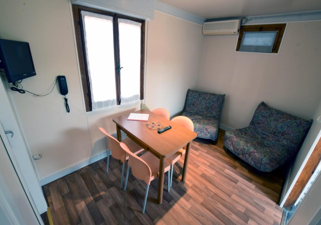 קוואלינו-טראפורטי Villa Al Mare Camping - 4 Stelle מראה חיצוני תמונה